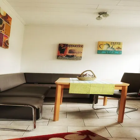 Hébergement de vacances Ruhiger Am Hennesee Mit Terrasse