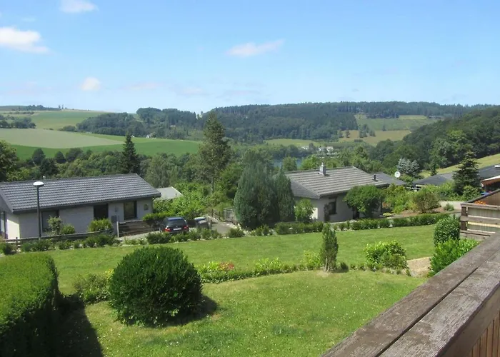 Ruhiger Am Hennesee Mit Terrasse Meschede