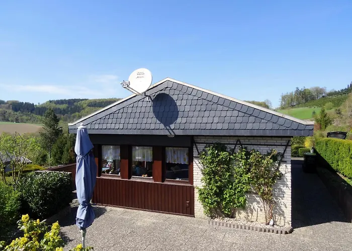 Feriehus Ruhiger Am Hennesee Mit Terrasse
