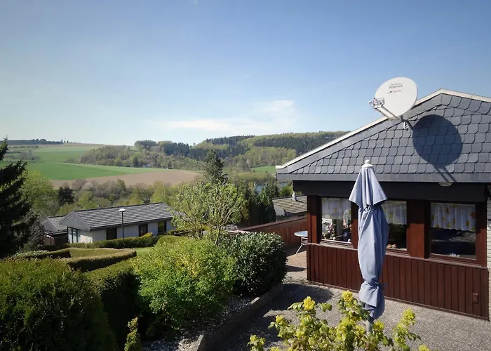 Feriehus Ruhiger Am Hennesee Mit Terrasse
